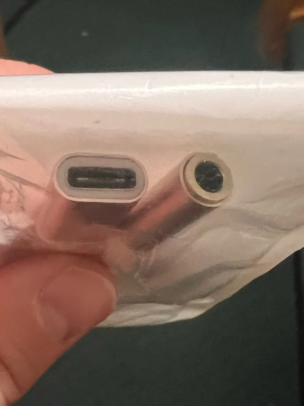 Rose Gold 3.5mm Headphone Adapter Y-Splitter for USB-C